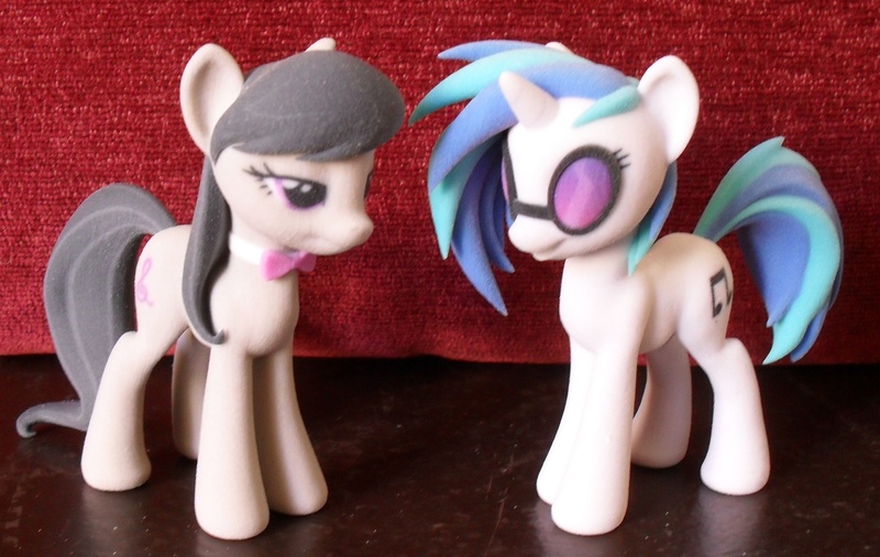 Size: 2841x1797 | Tagged: safe, artist:hashbro, derpibooru import, vinyl scratch, pony, 3d print, figure, figurine, irl, photo, shapeways