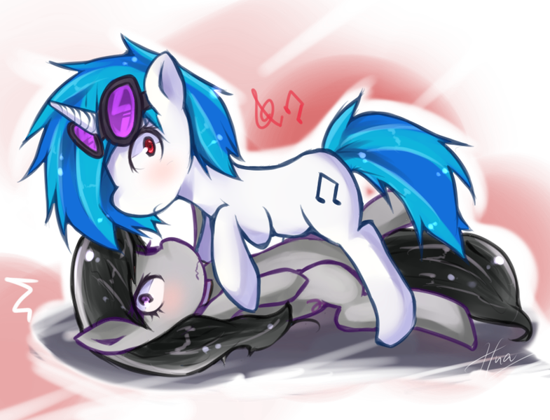 Size: 850x650 | Tagged: suggestive, artist:hua, derpibooru import, octavia melody, vinyl scratch, blushing, female, lesbian, scratchtavia, shipping