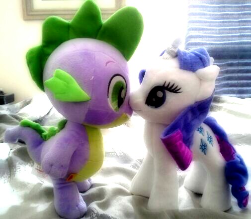 Size: 505x439 | Tagged: safe, derpibooru import, rarity, spike, aurora, female, irl, male, photo, plushie, shipping, sparity, spike plushie, straight