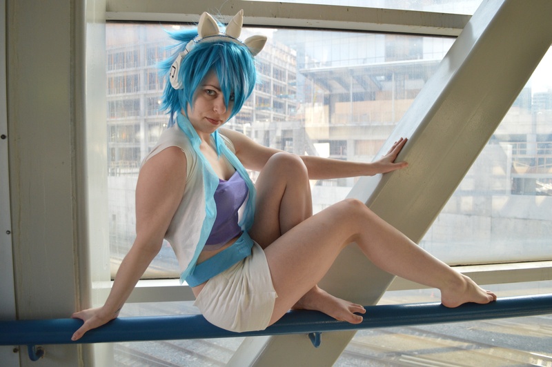 Size: 6016x4000 | Tagged: artist:everage, barefoot, clothes, cosplay, derpibooru import, feet, human, irl, irl human, photo, safe, skirt, solo, vinyl scratch