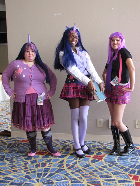 Size: 2736x3648 | Tagged: artist needed, cosplay, derpibooru import, human, irl, irl human, momocon, photo, safe, twilight sparkle