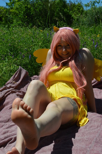 Size: 1024x1540 | Tagged: human, barefoot, cosplay, feet, foot focus, image, irl, irl human, jpeg, photo, soles, solo