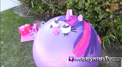 Size: 641x355 | Tagged: blob ponies, derpibooru import, hobby, hobbykidstv, mega giant my little pony, safe, twilight sparkle, youtube