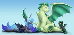 Size: 2244x1070 | Tagged: safe, artist:kianamai, artist:skjolty, derpibooru import, oc, oc:anastasia, oc:peridot flame, oc:princess nidra, oc:turquoise blitz, unofficial characters only, alicorn, bat pony, bat pony alicorn, dracony, hybrid, pony, kilalaverse, alicorn oc, blue background, cute, family, fangs, father and daughter, father and son, female, foal, freckles, interspecies offspring, male, mare, mother and daughter, mother and son, next generation, oc x oc, offspring, offspring shipping, offspring's offspring, open mouth, parent:oc:princess nidra, parent:oc:supernova, parent:oc:turquoise blitz, parent:princess luna, parent:rarity, parent:spike, parents:canon x oc, parents:oc x oc, parents:sparity, prone, shipping, simple background, sitting, smiling, spread wings, straight