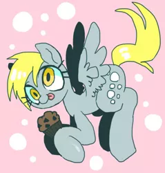 Size: 510x534 | Tagged: safe, artist:susu, derpibooru import, derpy hooves, pegasus, pony, female, mare, muffin, solo