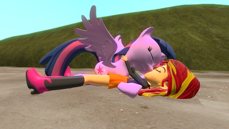 Size: 1360x768 | Tagged: suggestive, artist:mk513, derpibooru import, sunset shimmer, twilight sparkle, twilight sparkle (alicorn), equestria girls, 3d, female, gmod, humanized human on pony action, interspecies, kissing, lesbian, shipping, sunsetsparkle