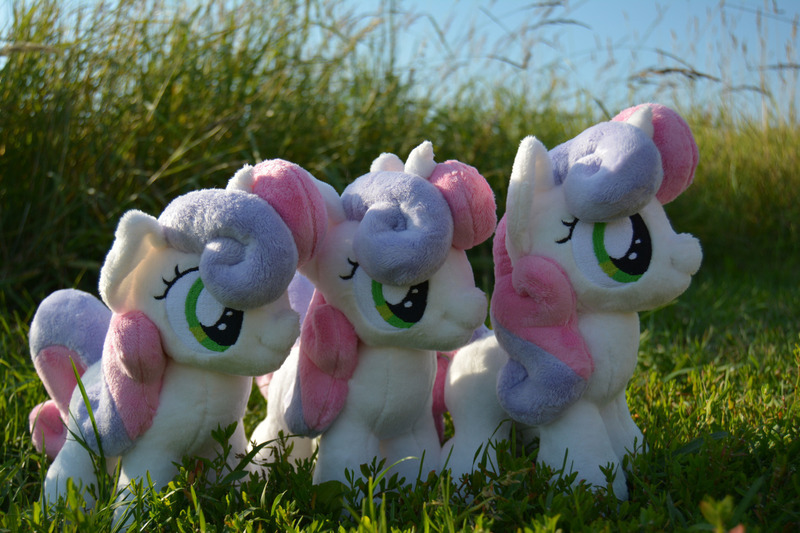 Size: 1280x853 | Tagged: artist:burgunzik, derpibooru import, irl, photo, plushie, safe, solo, sweetie belle