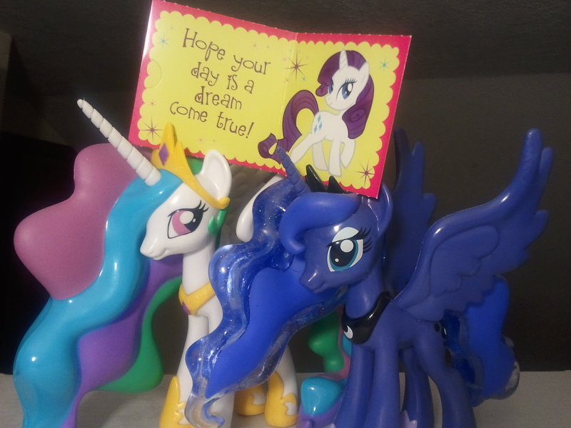 Size: 2560x1920 | Tagged: safe, derpibooru import, princess celestia, princess luna, rarity, funko, irl, photo, toy, valentine