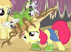 Size: 878x644 | Tagged: safe, derpibooru import, screencap, apple bloom, pony, simple ways, giant hat, hat, outfit catalog