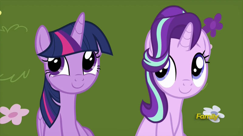 Size: 914x514 | Tagged: safe, derpibooru import, screencap, starlight glimmer, twilight sparkle, twilight sparkle (alicorn), alicorn, pony, unicorn, fame and misfortune, cute, duo, female, glimmerbetes, mare, sitting, smiling, twiabetes