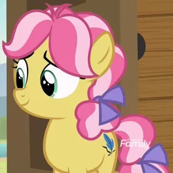 Size: 1010x1010 | Tagged: safe, derpibooru import, screencap, kettle corn, earth pony, pony, marks and recreation, bow, cropped, female, filly, foal, hair bow, solo, tail bow
