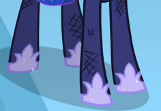 Size: 236x163 | Tagged: bruised, cropped, derpibooru import, female, hoof shoes, hooves, injured, legs, mare, pictures of legs, princess luna, princess twilight sparkle (episode), safe, screencap