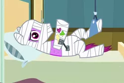 Size: 532x356 | Tagged: safe, derpibooru import, screencap, bandage pony, hard knocks, pony, read it and weep, bandage, bed, cast, injured, pillow, sticker