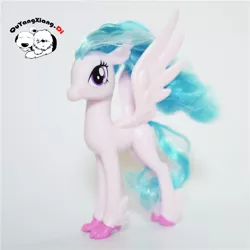 Size: 800x800 | Tagged: brushable, classical hippogriff, derpibooru import, hippogriff, merchandise, official, safe, season 8, silverstream, spoiler:s08, toy, wings