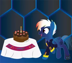 Size: 2931x2556 | Tagged: artist:wheatley r.h., birthday, birthday cake, cake, card, clothes, colored wings, cutie mark, derpibooru import, female, food, gift art, gradient background, gradient mane, gradient wings, happy, hexagon, jacket, mare, multicolored hair, oc, oc:nifarergy, pegasus, pegasus oc, pegasus wings, pink eyes, portal cake, portal (valve), safe, single panel, smiling, spanish text, table, tablecloth, the cake is a lie, transparent tail, unofficial characters only, vector, watermark, wings