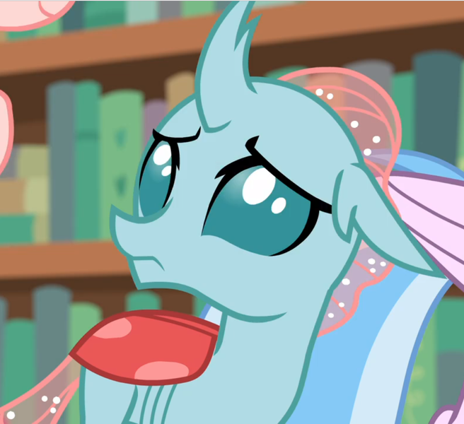 Size: 1026x939 | Tagged: safe, derpibooru import, screencap, ocellus, silverstream, changedling, changeling, what lies beneath, cropped, cute, daaaaaaaaaaaw, diaocelles, female, looking up, solo focus