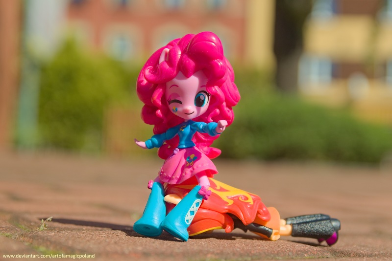 Size: 6016x4012 | Tagged: safe, artist:artofmagicpoland, derpibooru import, pinkie pie, sunset shimmer, equestria girls, doll, equestria girls minis, photo, shimmer on, sitting, toy