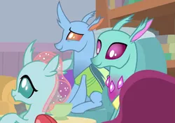 Size: 808x570 | Tagged: a horse shoe-in, carapace (character), changedling, changeling, cropped, cute, derpibooru import, diaocelles, ocellus, safe, screencap, spiracle