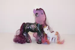 Size: 1023x682 | Tagged: 2011 special edition pony, 2011 styling pony, derpibooru import, g3, safe, sunny daze (g3), toy