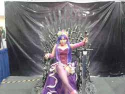 Size: 1024x768 | Tagged: alicorn, artist:carolina ramirez, breasts, burlesque, cleavage, clothes, convención de juegos de mesa y comics, convention, cosplay, costume, derpibooru import, female, game of thrones, human, irl, irl human, iron throne, mexico, photo, solo, solo female, suggestive, sword, throne, twilight sparkle, twilight sparkle (alicorn), weapon