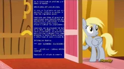 Size: 960x532 | Tagged: safe, banned from derpibooru, deleted from derpibooru, derpibooru import, derpy hooves, slice of life (episode), blue screen of death, computer, derpy's door, exploitable meme, meme, obligatory pony, spanish