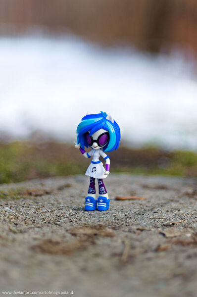 Size: 1024x1544 | Tagged: safe, artist:artofmagicpoland, derpibooru import, vinyl scratch, equestria girls, doll, equestria girls minis, pointing, solo, toy, winter