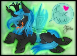 Size: 900x650 | Tagged: source needed, safe, artist:junko, derpibooru import, queen chrysalis, changeling, changeling queen, pony, accessories, chest fluff, cute, cutealis, dialogue, eye clipping through hair, fangs, female, floppy ears, green background, heart, i love you, image, long tongue, lying down, mare, png, signature, simple background, smiling, smirk, solo, tail between legs, tongue out