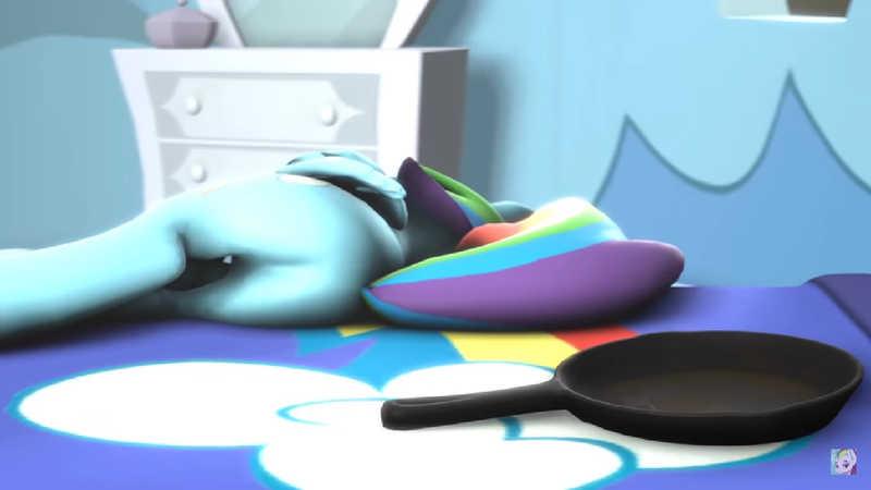 Size: 1366x768 | Tagged: safe, artist:pearmare animation, derpibooru import, rainbow dash, pegasus, pony, 3d, bed, blanket, butt, featureless crotch, female, frying pan, image, plot, png, rainbow dash's bedroom, rainbow dash's cutie mark, rainbutt dash, raised tail, solo, source filmmaker, tail, youtube, youtube link