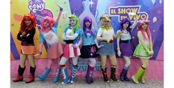 Size: 630x320 | Tagged: photographer needed, safe, derpibooru import, applejack, fluttershy, pinkie pie, rainbow dash, rarity, sci-twi, sunset shimmer, twilight sparkle, human, equestria girls, boots, clothes, compression shorts, cosplay, costume, denim skirt, eqg el show en vivo, high res, humane five, humane seven, humane six, image, irl, irl human, irl photo, jpeg, live action, photo, pleated skirt, shoes, shorts, skirt, theater