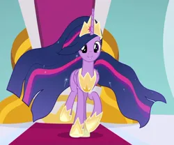 Size: 948x789 | Tagged: safe, derpibooru import, screencap, twilight sparkle, twilight sparkle (alicorn), alicorn, pony, the last problem, spoiler:s09, big crown thingy 3.0, blooper, cropped, crown, female, image, imported from derpibooru, jewelry, jpeg, mare, regalia, solo