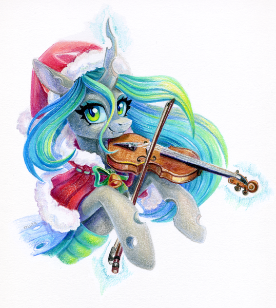 Size: 1076x1200 | Tagged: safe, artist:maytee, derpibooru import, queen chrysalis, changeling, changeling queen, bow (instrument), christmas, clothes, commission, costume, female, g4, hat, holiday, image, musical instrument, png, santa costume, santa hat, simple background, smiling, solo, traditional art, violin, white background