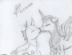 Size: 815x620 | Tagged: safe, artist:alejandrogmj, derpibooru import, oc, oc:alejandrogmj, alicorn, changeling, spoiler:g5, canon x oc, changeling oc, g5, image, kissing, opaline arcana, png, sketch, spanish description