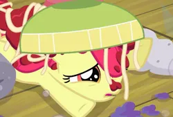 Size: 519x351 | Tagged: safe, derpibooru import, screencap, apple bloom, somepony to watch over me, image, jpeg