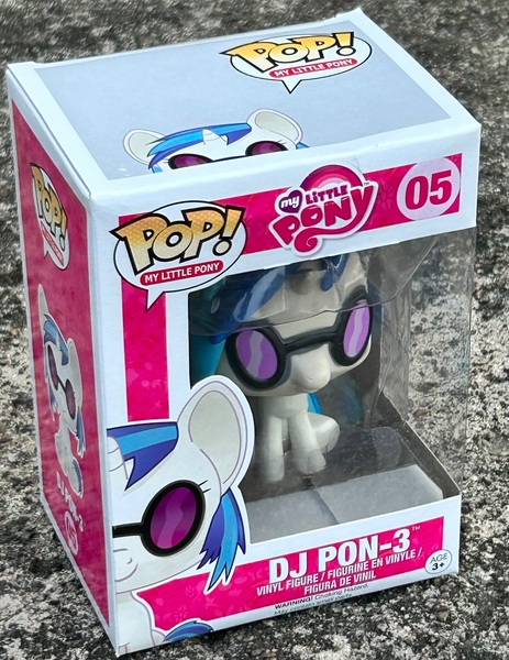 Size: 2250x2915 | Tagged: safe, derpibooru import, vinyl scratch, pony, unicorn, funko pop!, image, irl, jpeg, outdoors, photo, vinyl figure