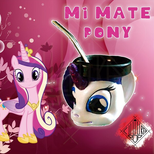 Size: 1080x1080 | Tagged: safe, artist:culturapopmdq, derpibooru import, princess cadance, alicorn, pony, unicorn, 3d print, argentina, female, image, irl, jpeg, mare, mate, photo, selling, store, straw