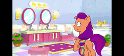 Size: 640x288 | Tagged: safe, derpibooru import, screencap, izzy moonbow, sunny starscout, pony, unicorn, g5, my little pony: tell your tale, nightmare roommate, spoiler:g5, spoiler:my little pony: tell your tale, spoiler:tyts01e04, animated, bathroom, cute, female, gif, glitter, image, izzybetes, mane stripe sunny, mirror, plant