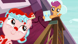 Size: 250x141 | Tagged: safe, ponerpics import, ponybooru import, screencap, cozy glow, scootaloo, image, jpeg