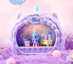 Size: 788x684 | Tagged: safe, derpibooru import, izzy moonbow, pony, unicorn, g5, dinosaw, female, horn, image, jpeg, mare, merchandise, playset, solo, tail, taobao, toy, unshorn fetlocks