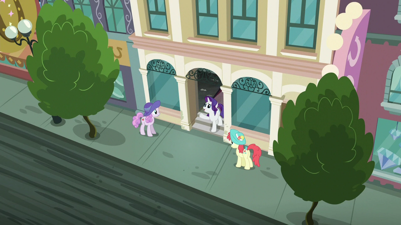 Size: 1280x720 | Tagged: safe, derpibooru import, screencap, crimson cream, fashion statement, mare e. belle, pearmain worcester, rarity, earth pony, pony, unicorn, g4, female, hat, high angle, horn, image, lamppost, looking at someone, manehattan, mare, png, tree