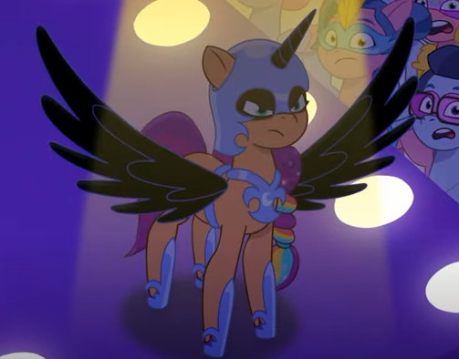 Size: 503x394 | Tagged: safe, derpibooru import, screencap, nightmare moon, sunny starscout, earth pony, pony, g5, my little pony: tell your tale, spoiler:g5, spoiler:my little pony: tell your tale, spoiler:tyts01e30, cherry flyaway, clothes, costume, female, halloween, halloween costume, holiday, image, mane stripe sunny, mare, nightmare moon costume, nightmare night, nightmare night party, nightmare sunny, paisley bluebell, plum library, png